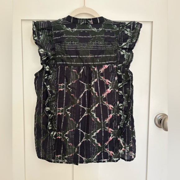 Anthropologie Pilcro Black Motif
Ruffled Buttondown Sleeveless Blouse - Picture 6 of 10